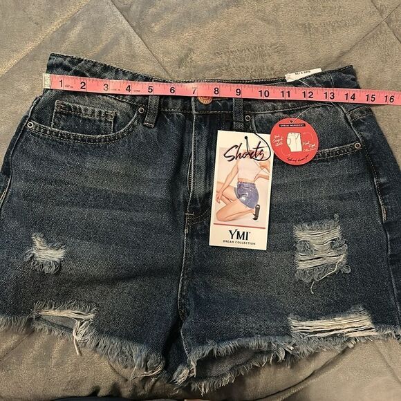 YMI Dream Authentic Denim Shorts Dream Collection size 9/29 NWT - Picture 5 of 6
